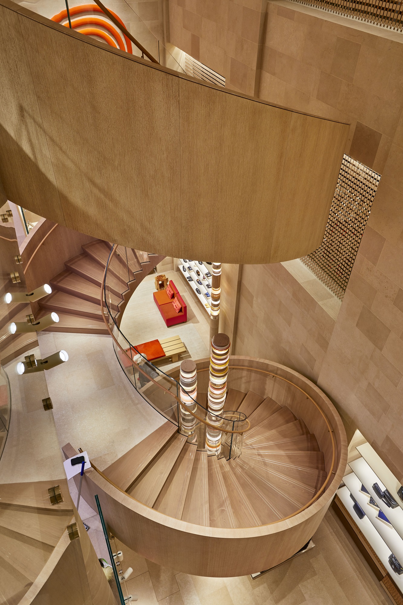 Louis Vuitton in New Bond Street by Peter Marino – Platform Architecture  and Design